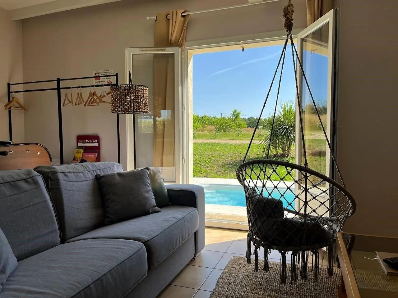 Le Grand Cottage Nature Piscine Chauffee Privee Du Tarn Entre Toulouse Et Albi & Les Cottages Du Tarn Peyrole