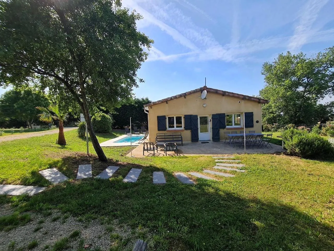 Hébergement de vacances Le Grand Cottage Nature Bien-Etre du Tarn entre Toulouse et Albi Peyrole France